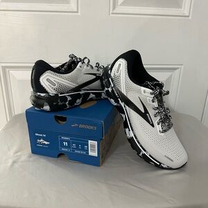 Brooks Ghost 14 Black and White Camo Running Shoes